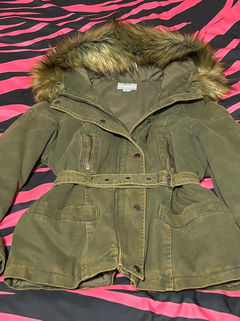 urban outfitters kimchi blue short parka